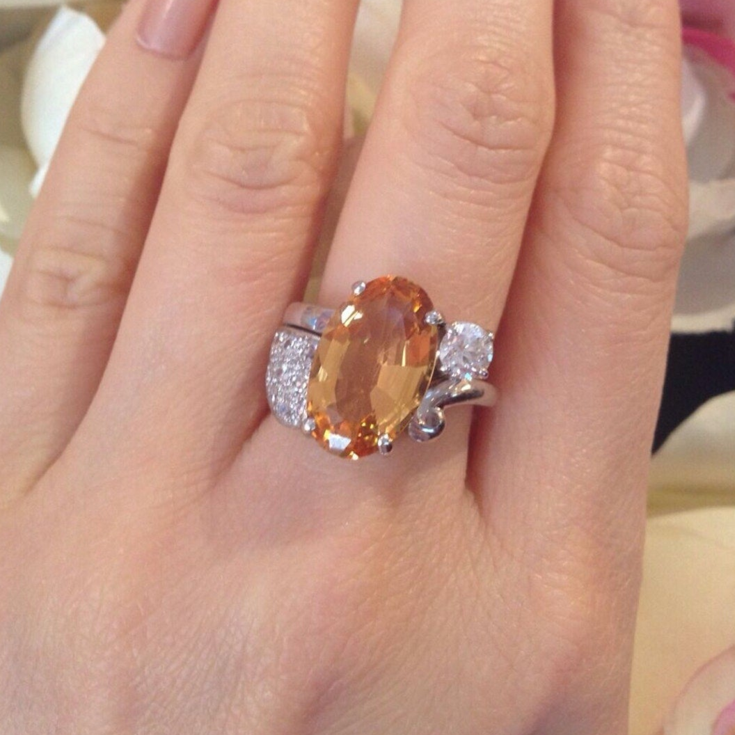 GIA certified 6.78 ct Yellow-Orange Topaz and Diamond Ring in Platinum