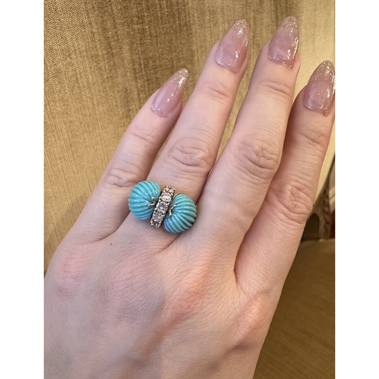 Vintage Turquoise and Diamond Ring in 18k Yellow Gold