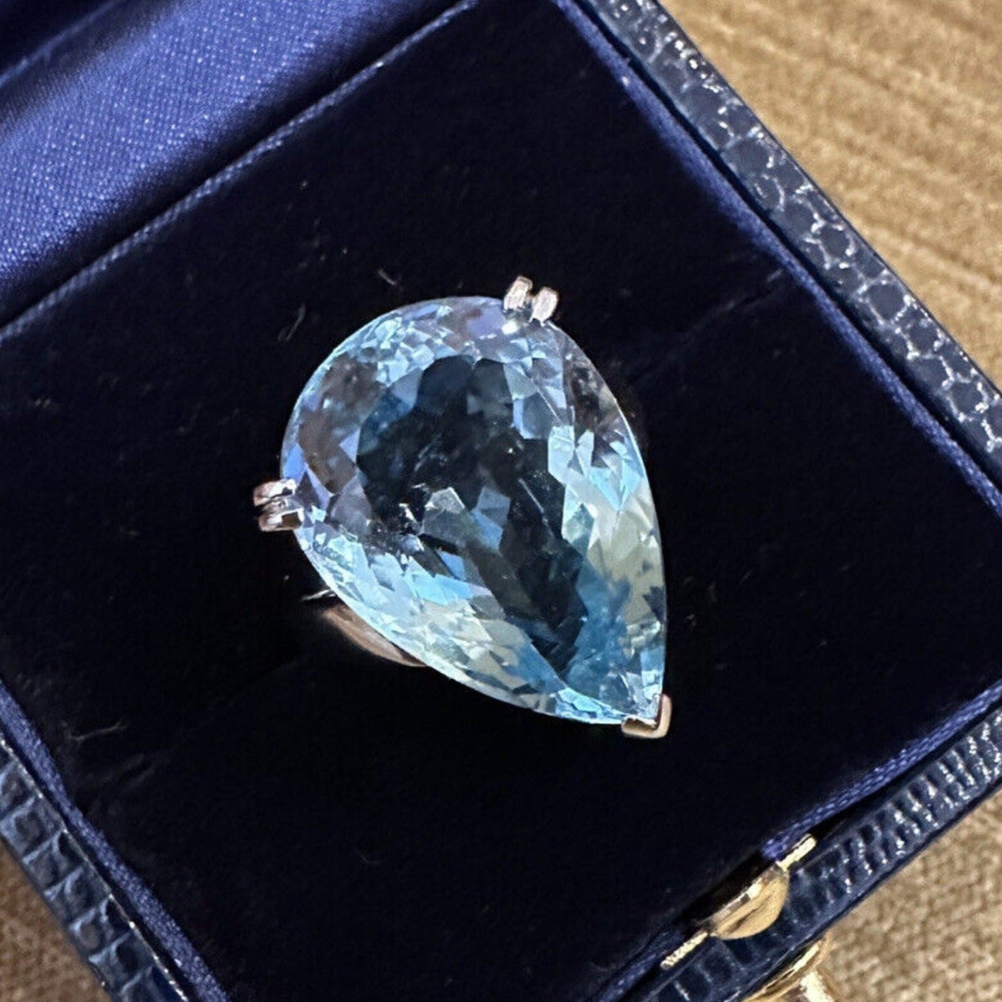 16.25 ct Pearshape Aquamarine Ring in Platinum