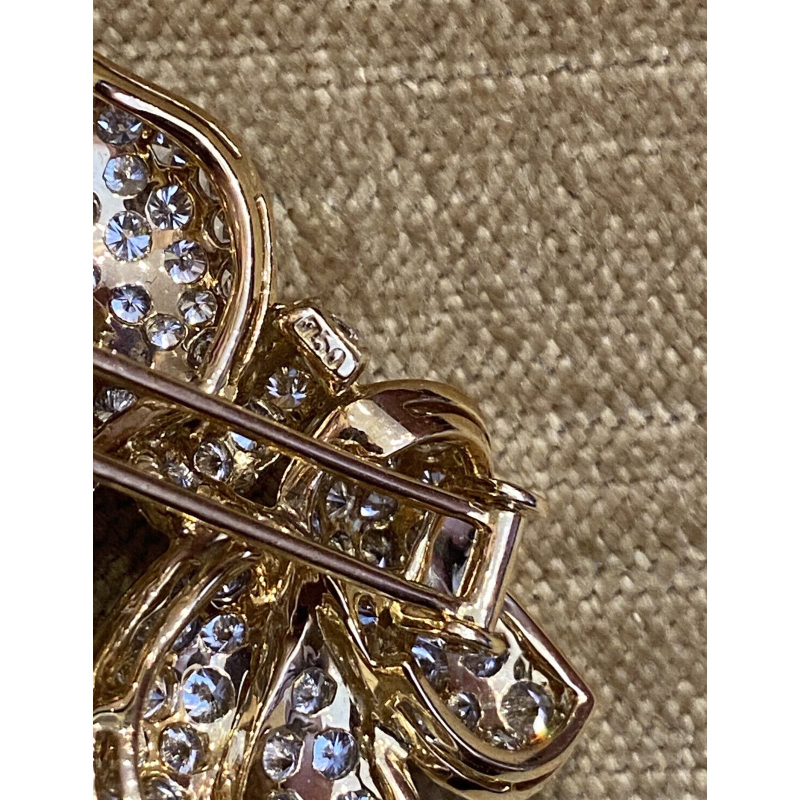 Pave Diamond Floral Spray Pin Brooch 10.86 cttw in 18k Yellow Gold - HM2306E