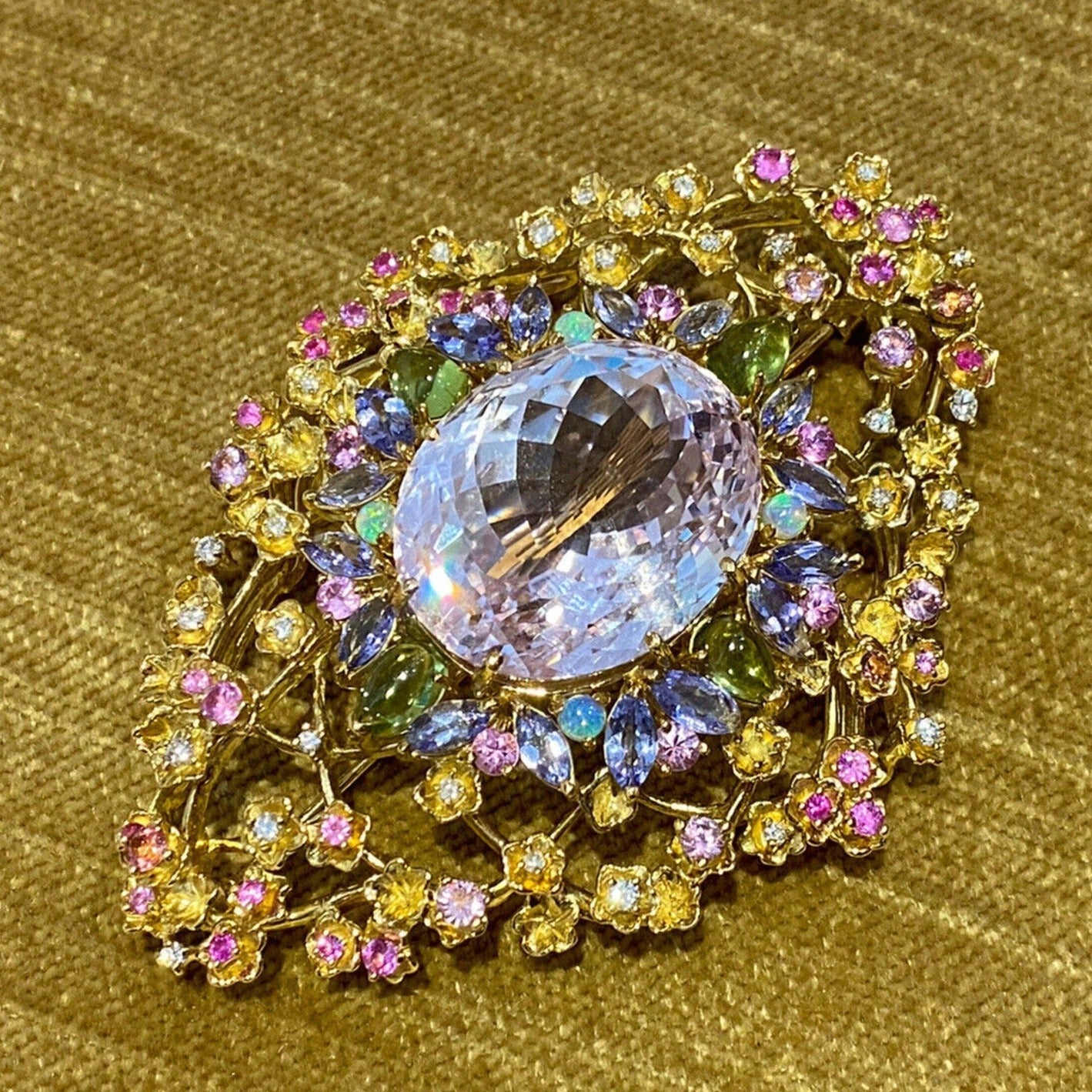 Large Kunzite and Multigems Diamond Pin / Brooch in 18k Yellow Gold