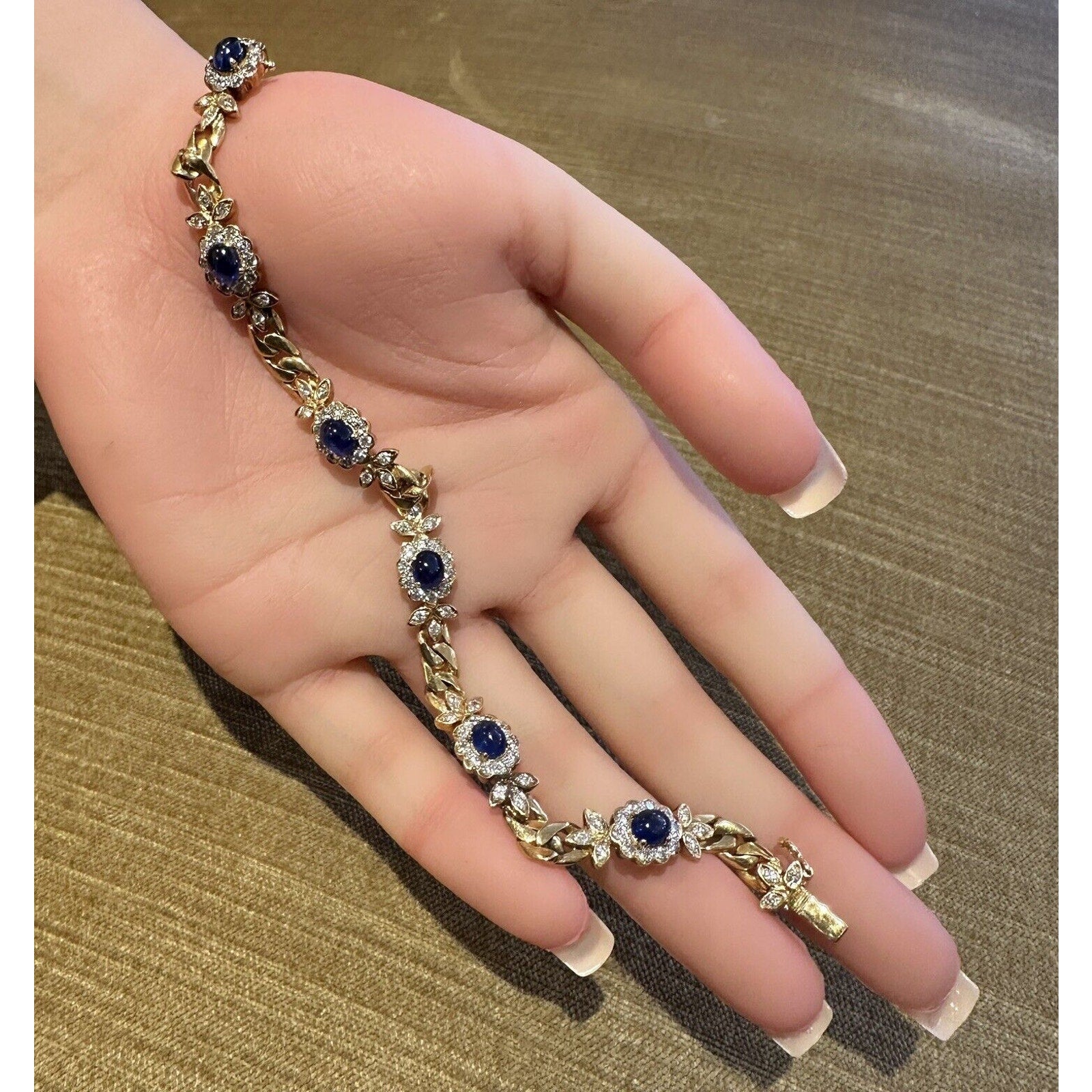 Cabochon Sapphire and Diamond Link Bracelet in 18k Yellow Gold