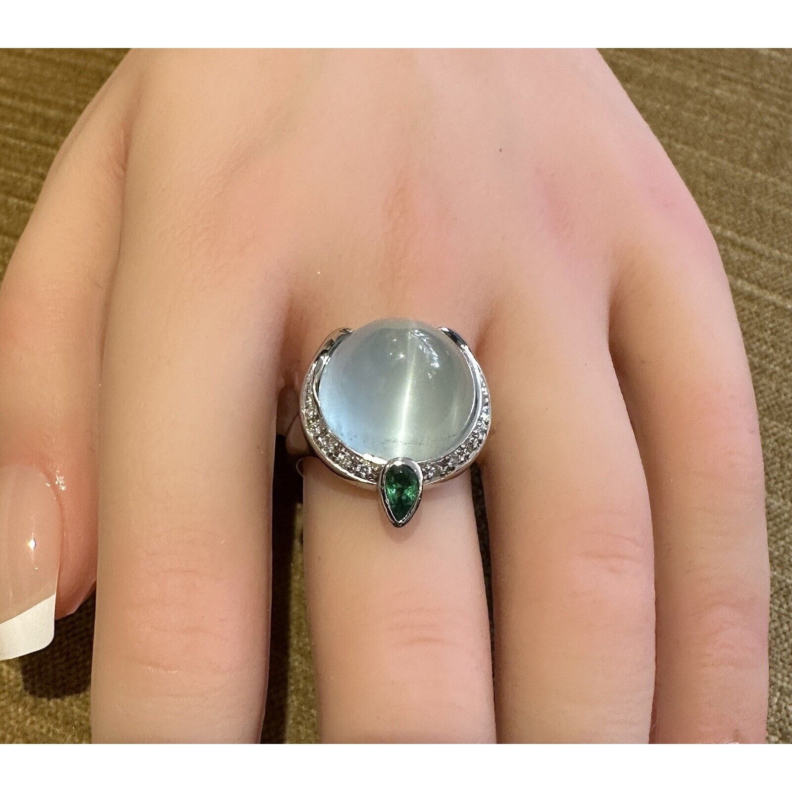 GIA Cat's Eye Aquamarine and Diamond Ring in Platinum