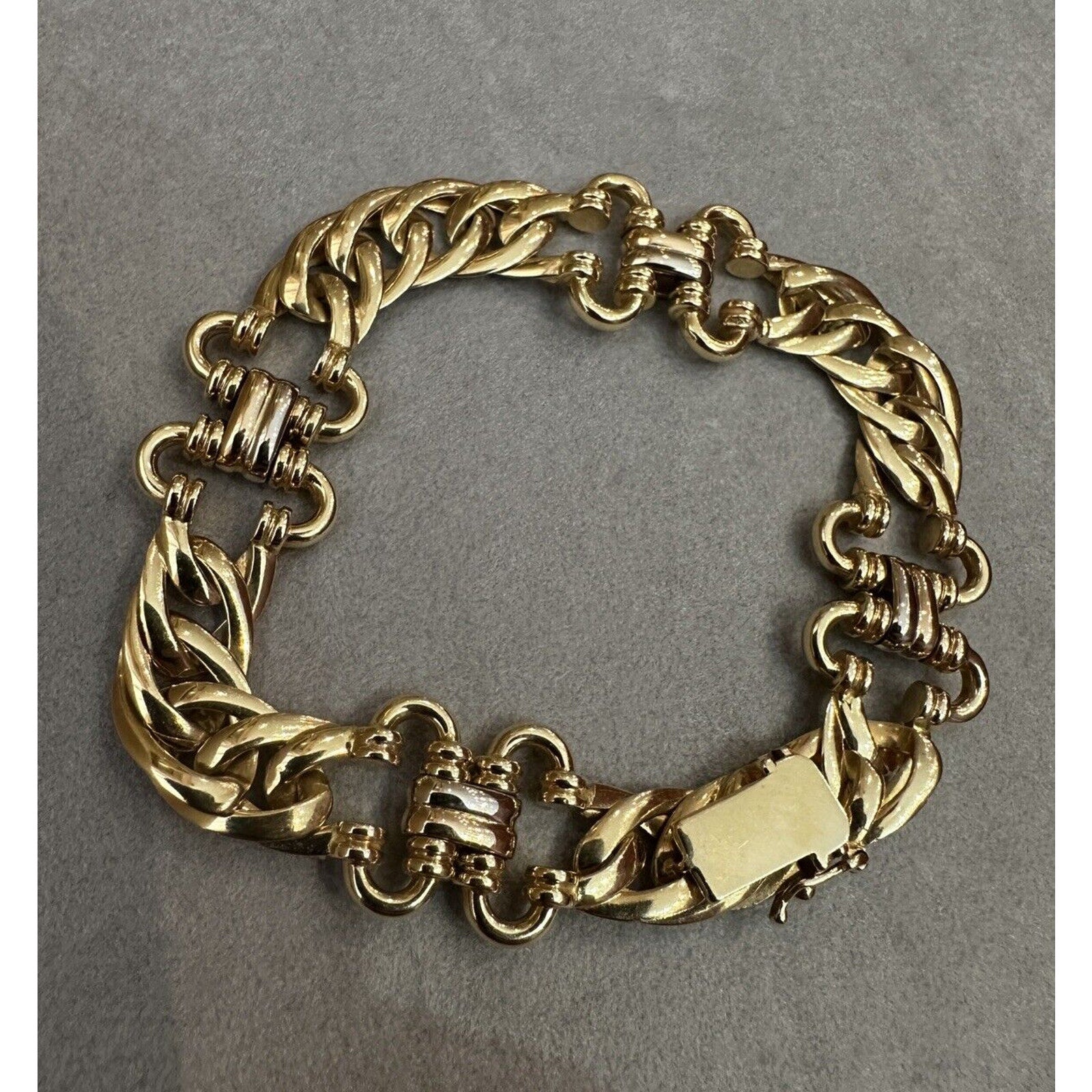 Vintage Italian Gold Curb Link Bracelet in 18k Yellow Gold
