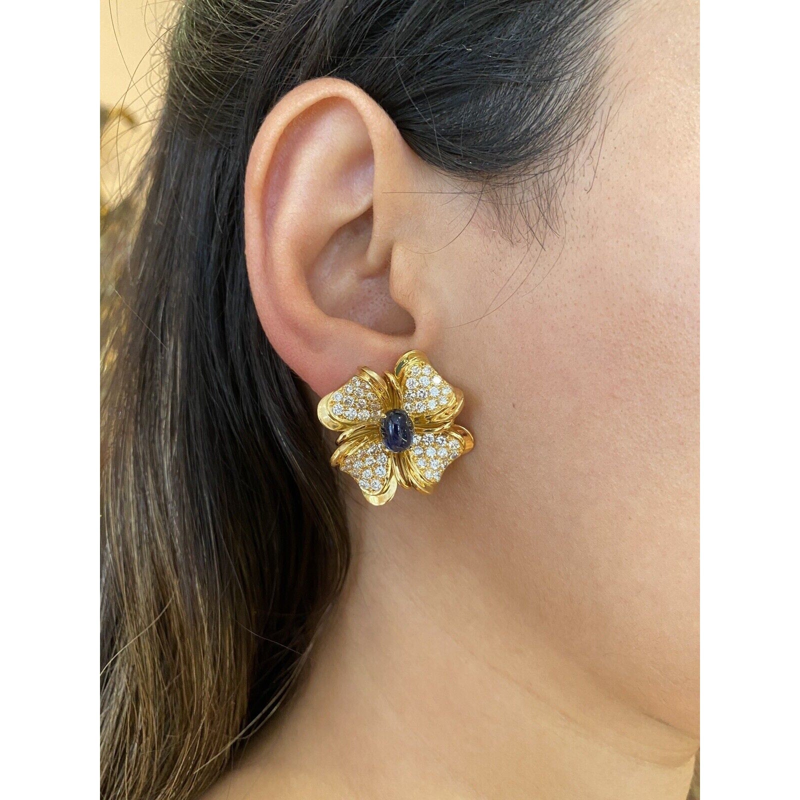 Large Diamond & Sapphire Flower Earrings in 18k Yellow Gold - HM2370BA