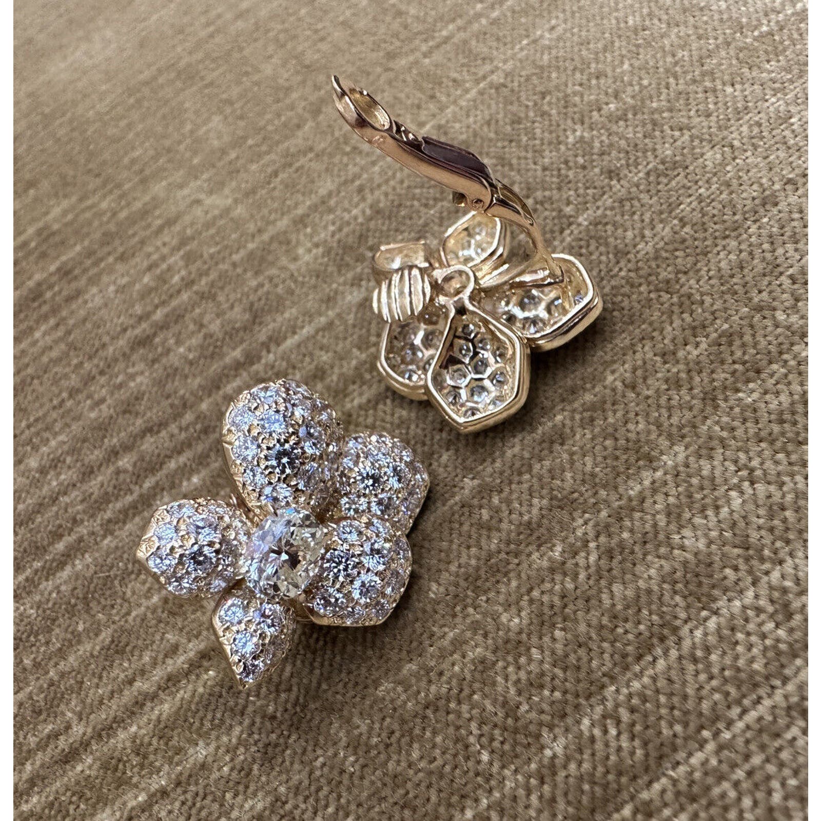 French GIA Pavé Diamond Asymmetrical Flower Earrings in 18k Yellow Gold -HM2478V