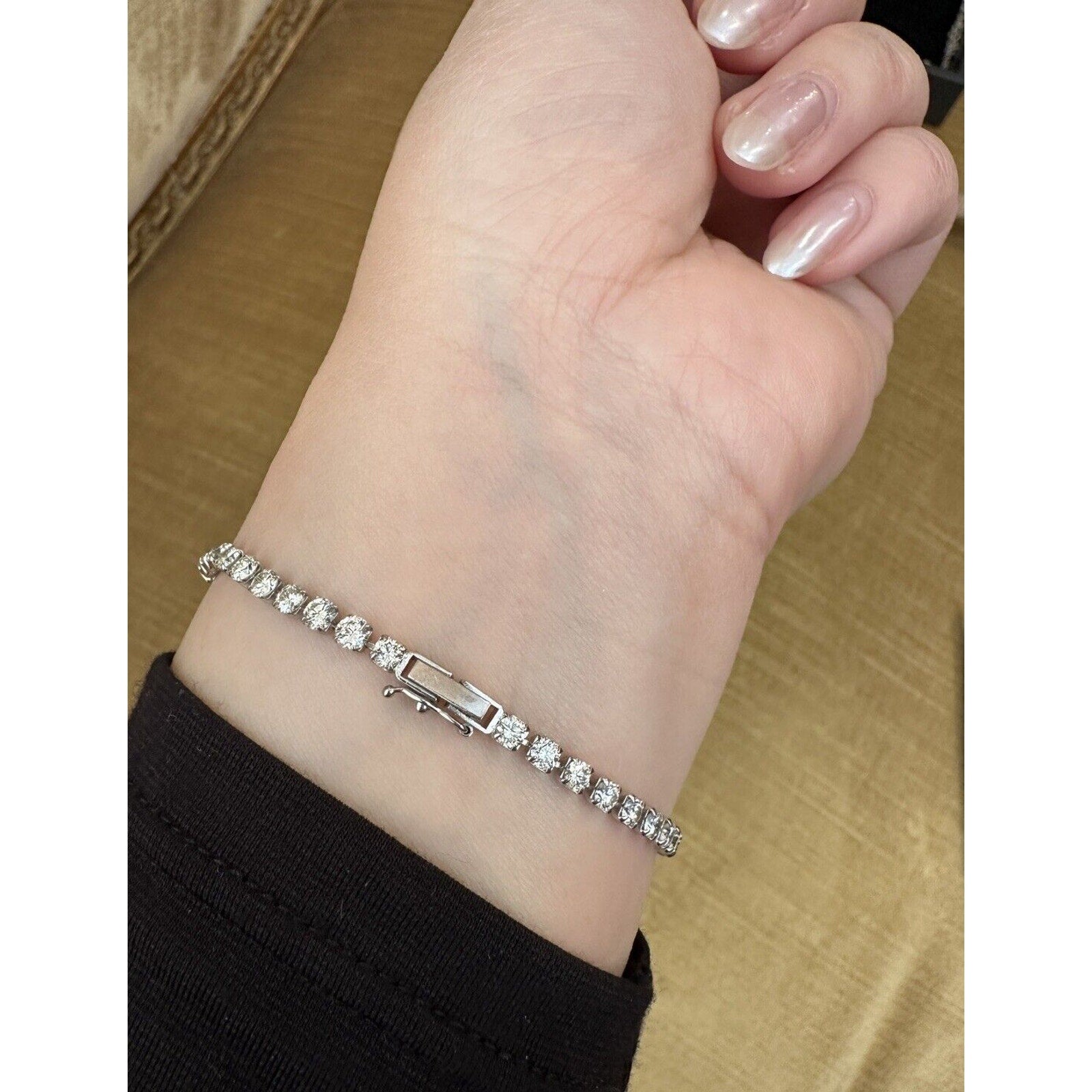 Round Diamond Tennis Bracelet 5.75 cttw in Platinum - HM2534B