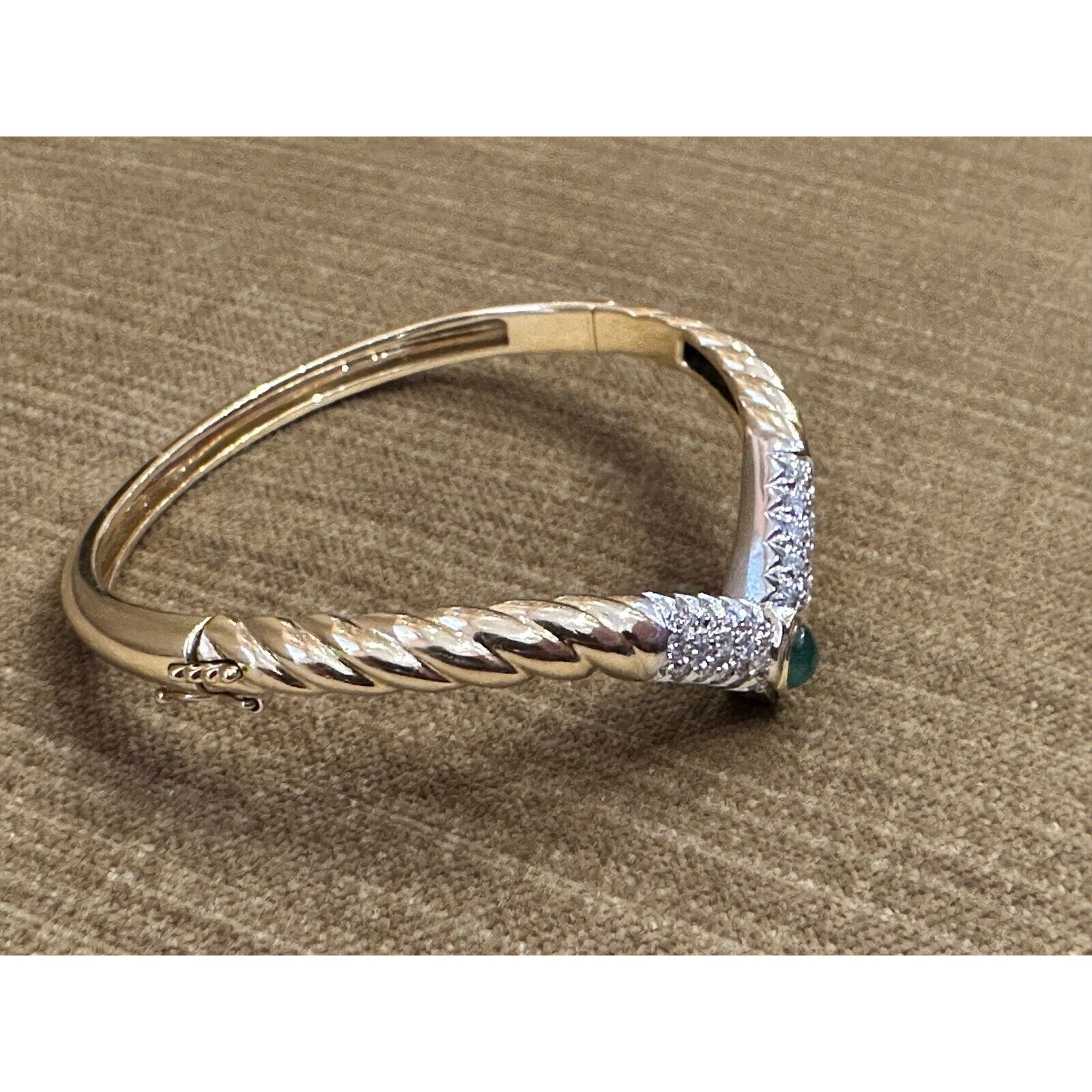 Italian Emerald Cabochon Diamond V Bangle in 18k Yellow Gold