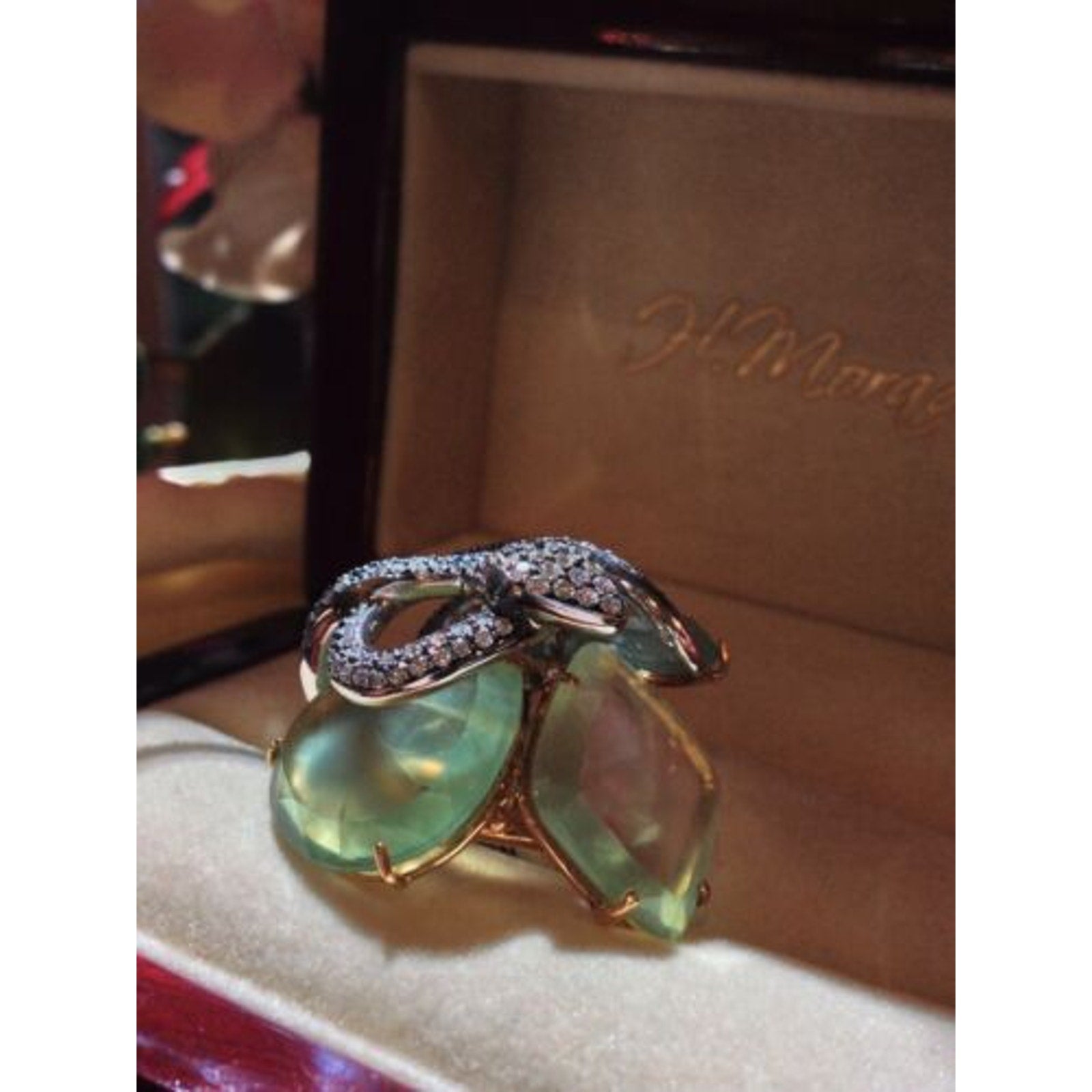 Leaderline Snake Ring with Diamonds and Green Quartz in 18k Gold