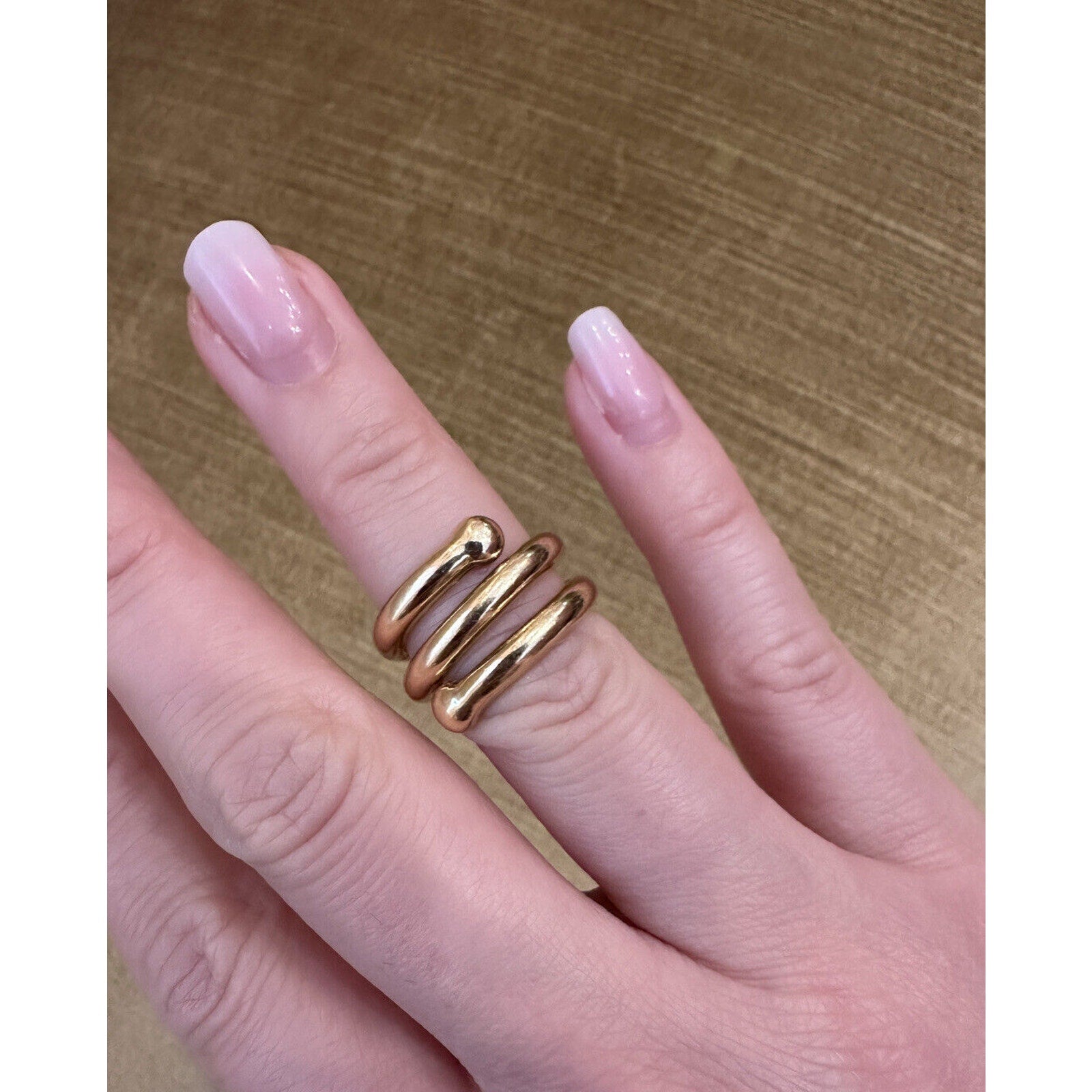 Vintage Zolotas Solid 18k Yellow Gold Coil Spiral Wrap Ring