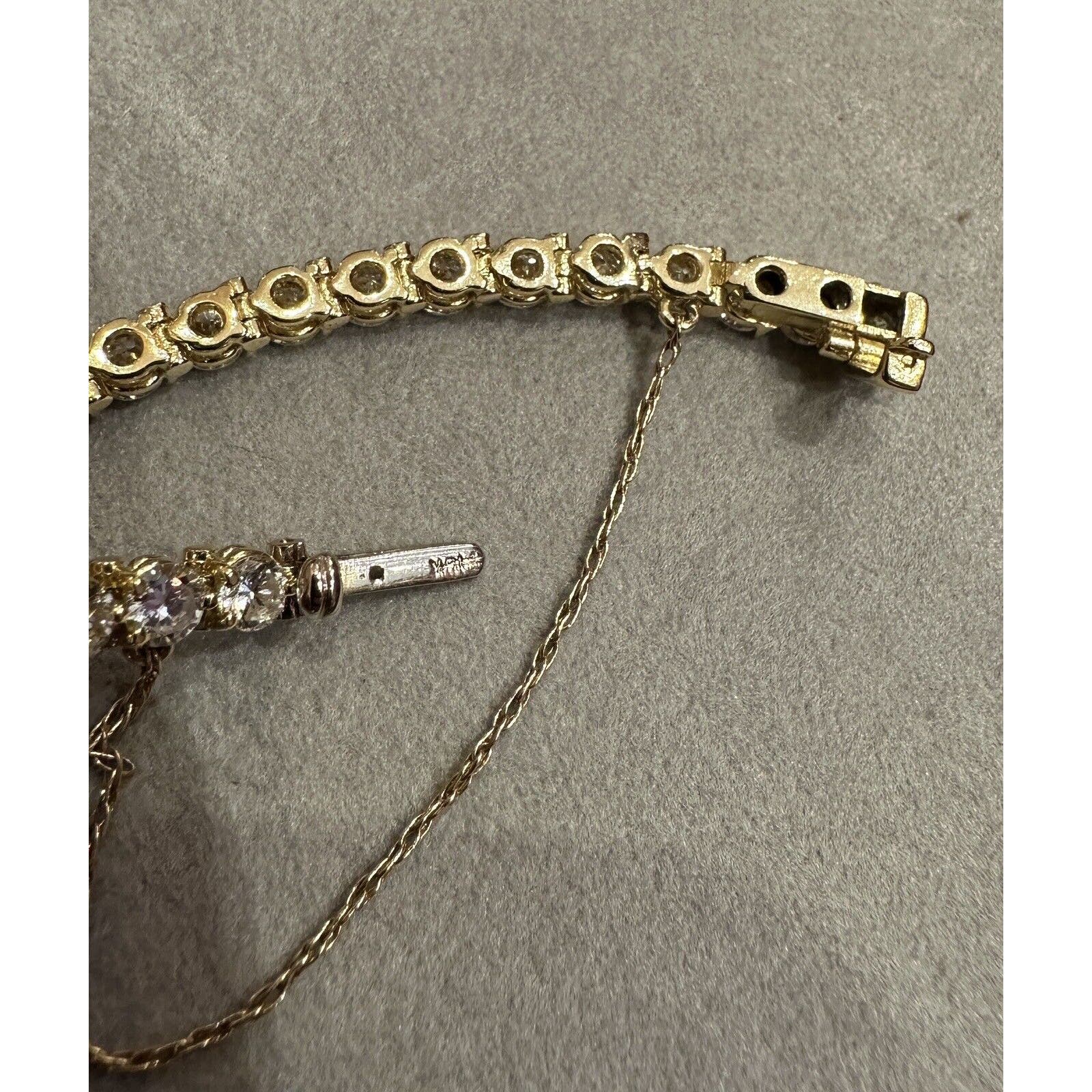 Round Brilliant Diamond Tennis Bracelet 9.00 cttw in 18k Yellow Gold - HM2510V