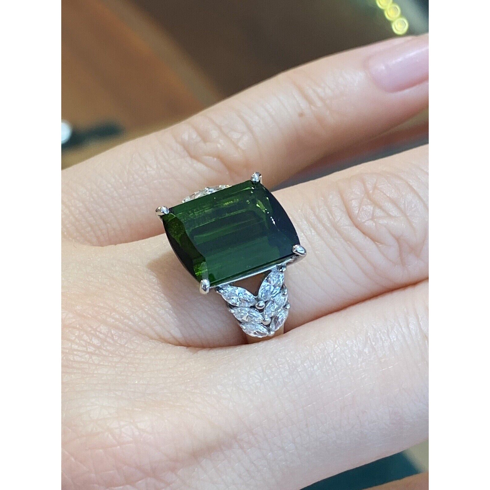 8.19 carat Green Tourmaline & Diamond Cocktail Ring Platinum