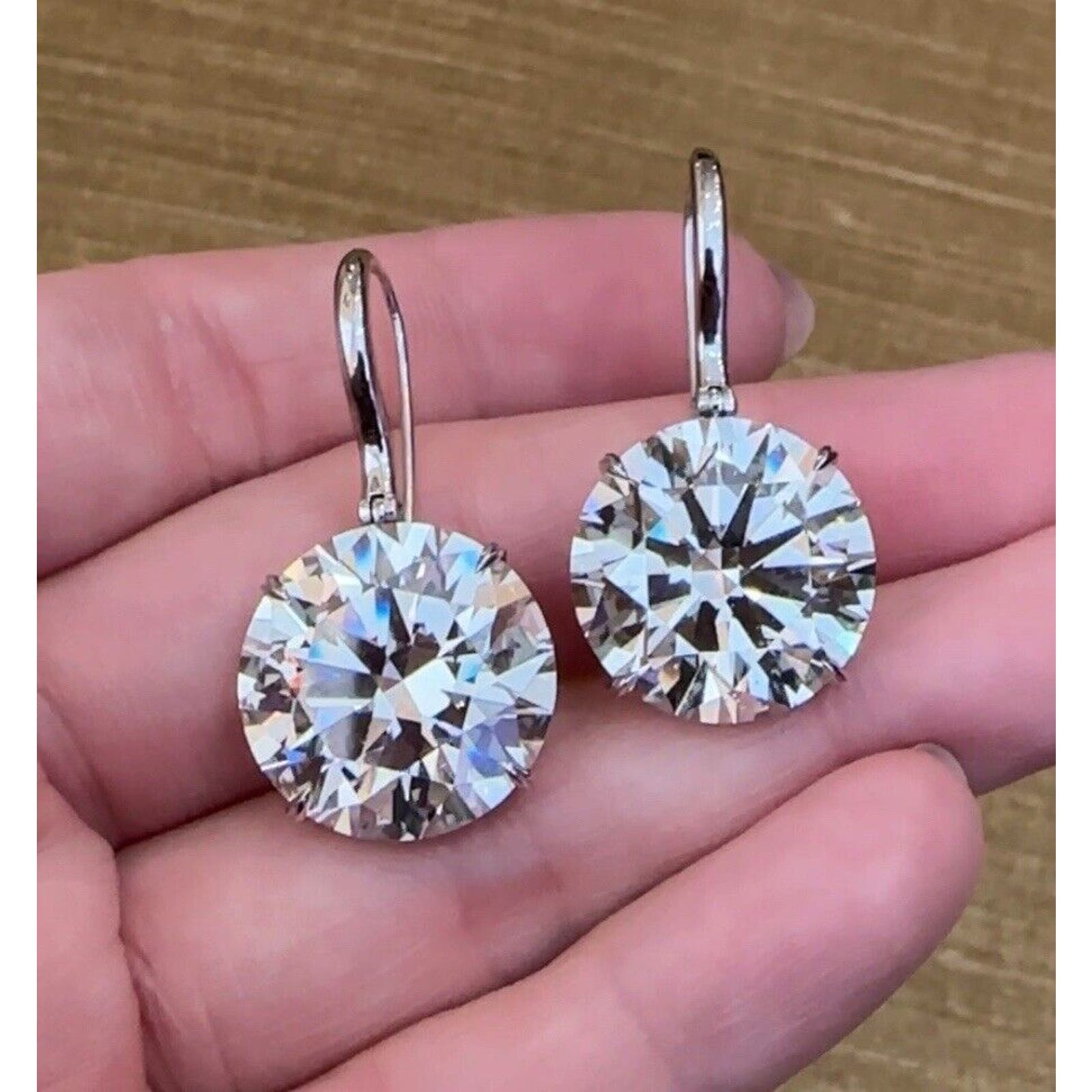 GIA 20.63 & 21.17 cts Round Brilliant Diamond Drop Earrings in 18k White Gold