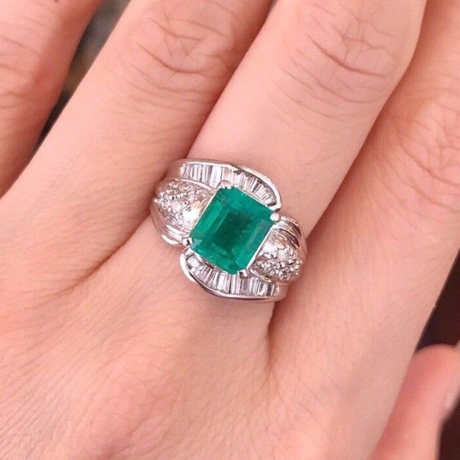 GIA Certified 2.52 ct Colombian Emerald and Diamond Ring in Platinum