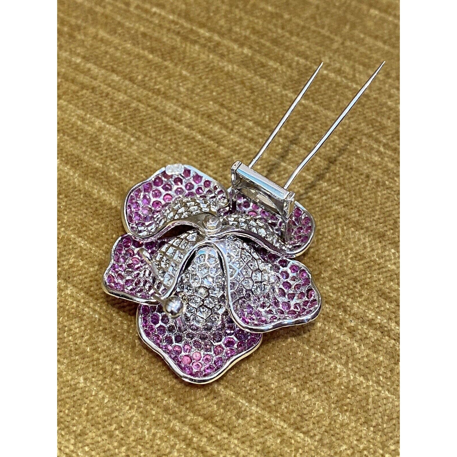 GIA Certified Pink Sapphire Diamond Flower Pin/Brooch in 18k White Gold