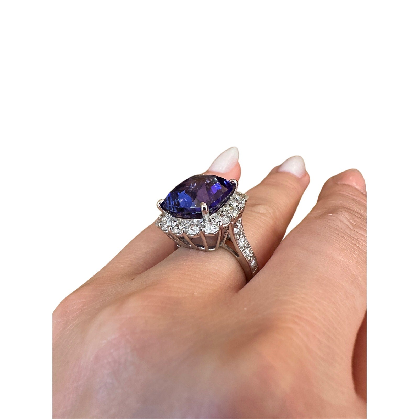 GIA 13.07cts Tanzanite in Diamond Halo Platinum Ring  (HM2575ZB)