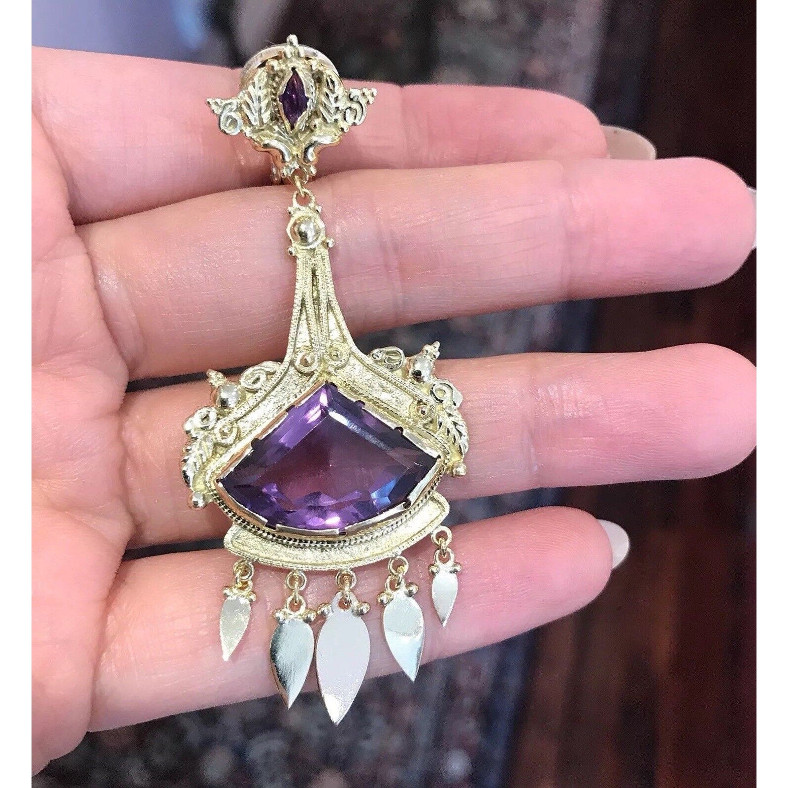 Vintage Amethyst Drop Earrings in 18k Yellow Gold