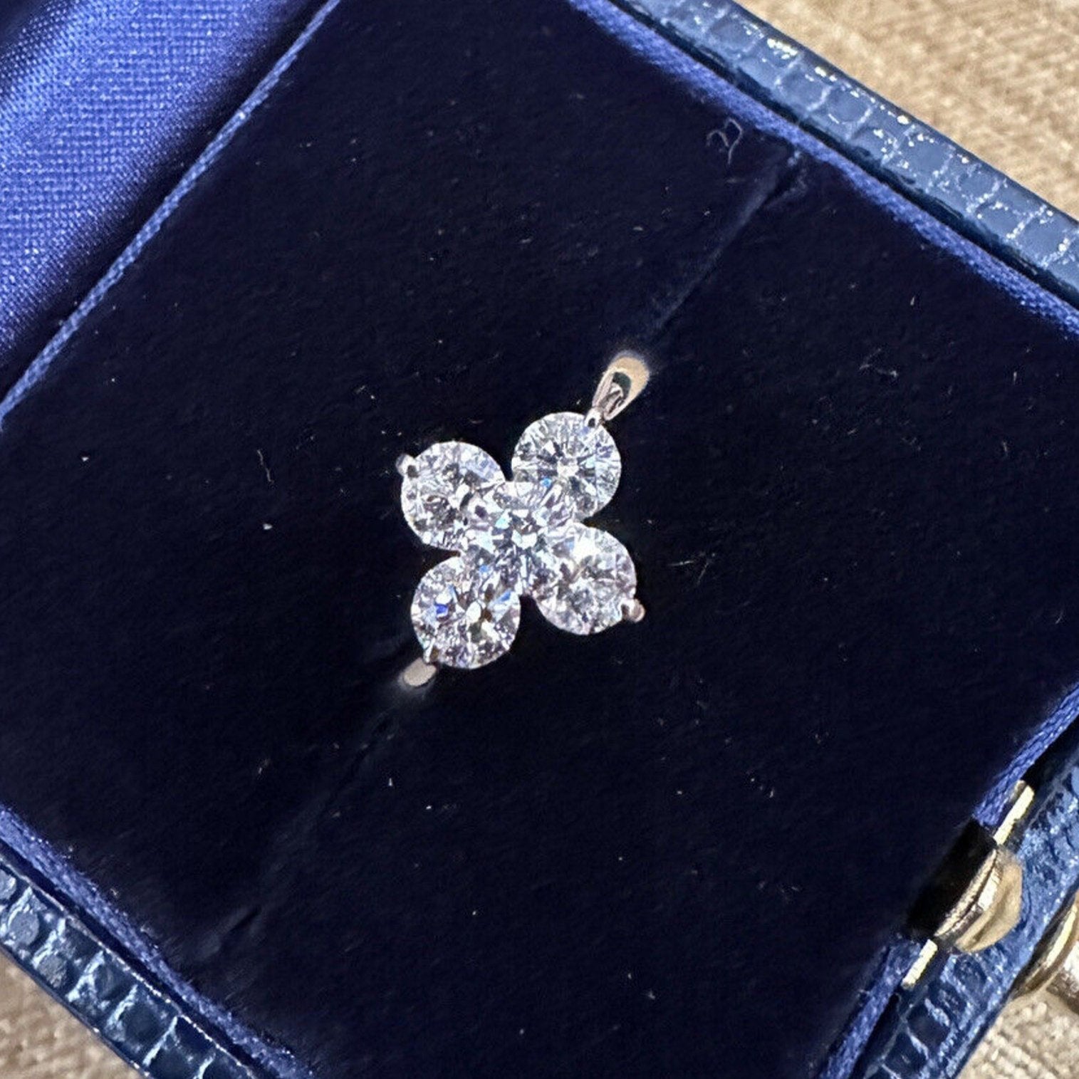 1.00 cttw Round Diamond Flower Floret Ring in Platinum