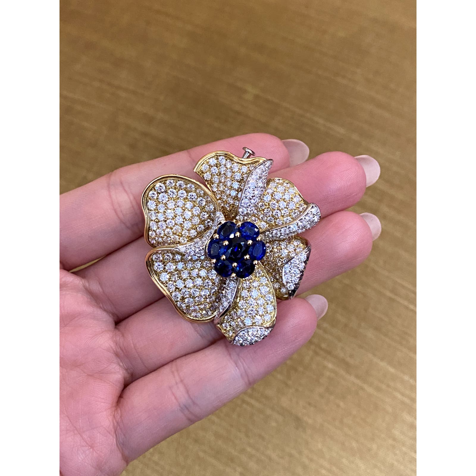 Picchiotti Sapphire and Diamond Flower Brooch in 18k Yellow Gold - HM2307IE
