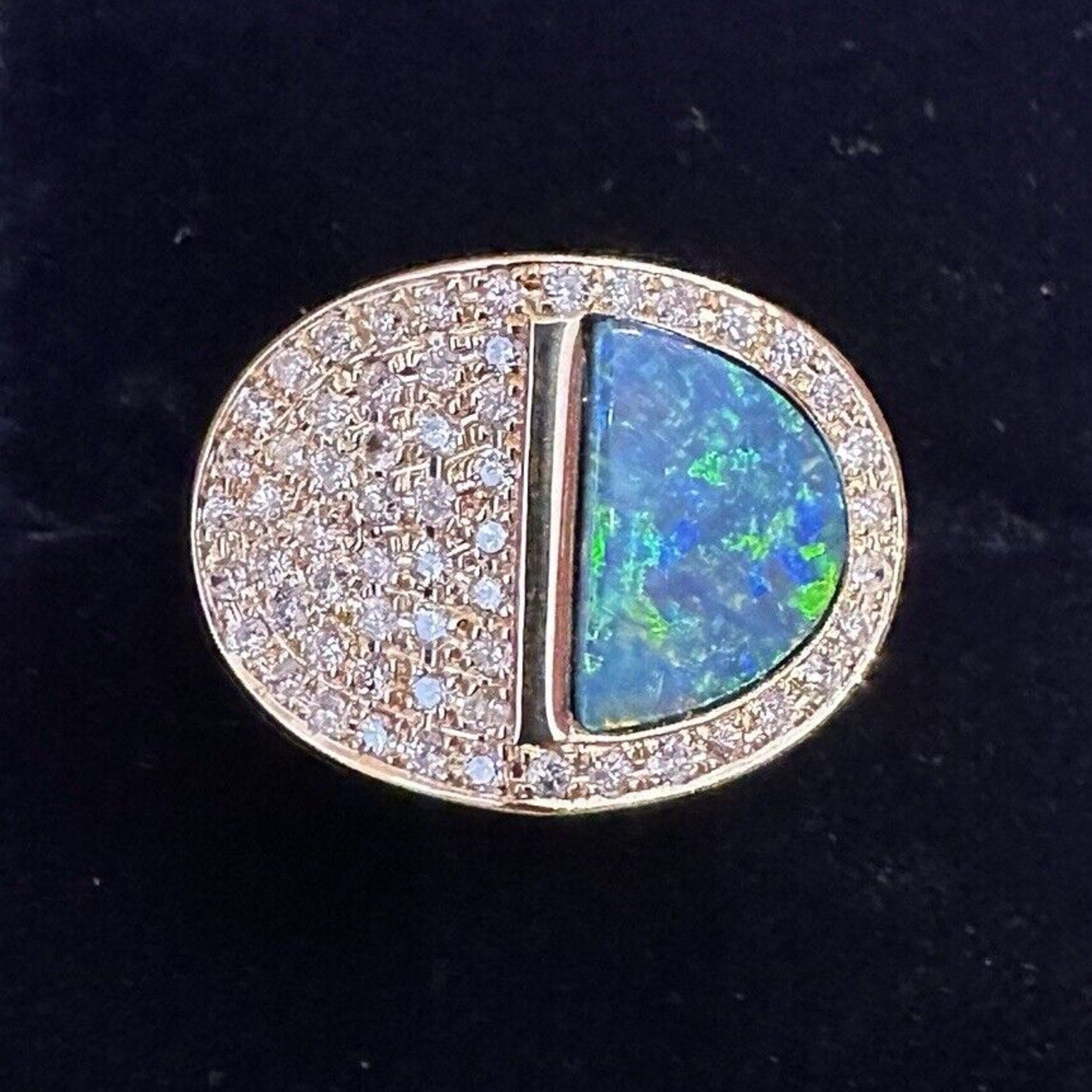 Black Opal 2.36 ct and Diamond Ring in 18k Yellow Gold - HM2570QSB