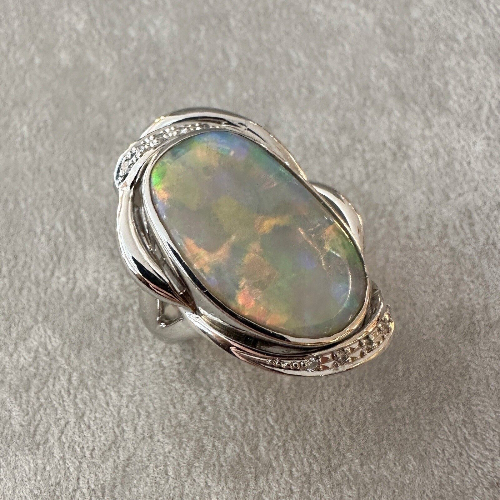 Large Natural Opal 6.81 ct & Diamond Ring in Platinum